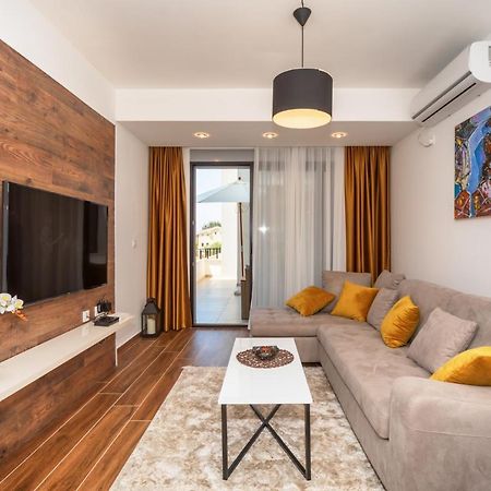 Accordion Apartment Bar Luaran gambar