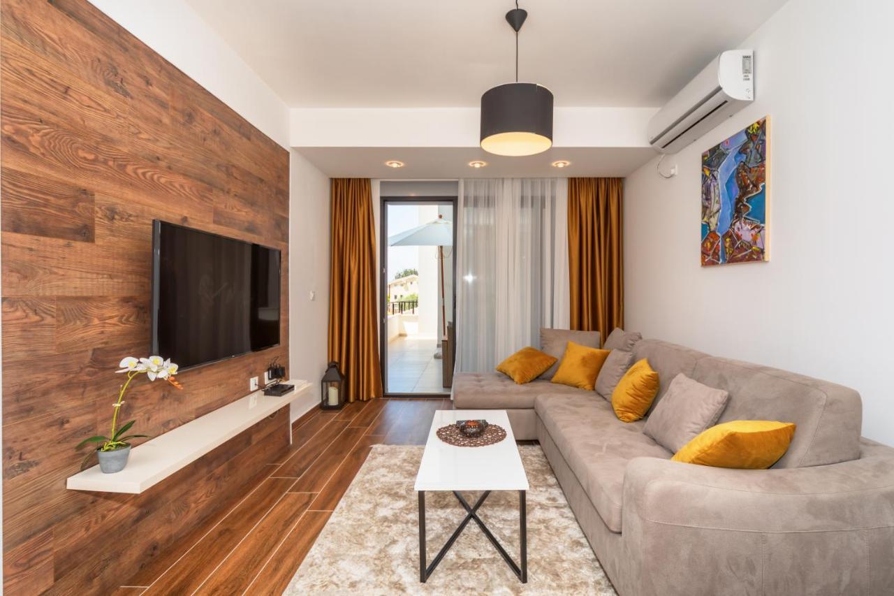 Accordion Apartment Bar Luaran gambar